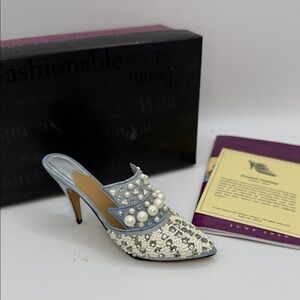 Just the Right Shoe by Raine “Frosted Fantasy” Circa 1990